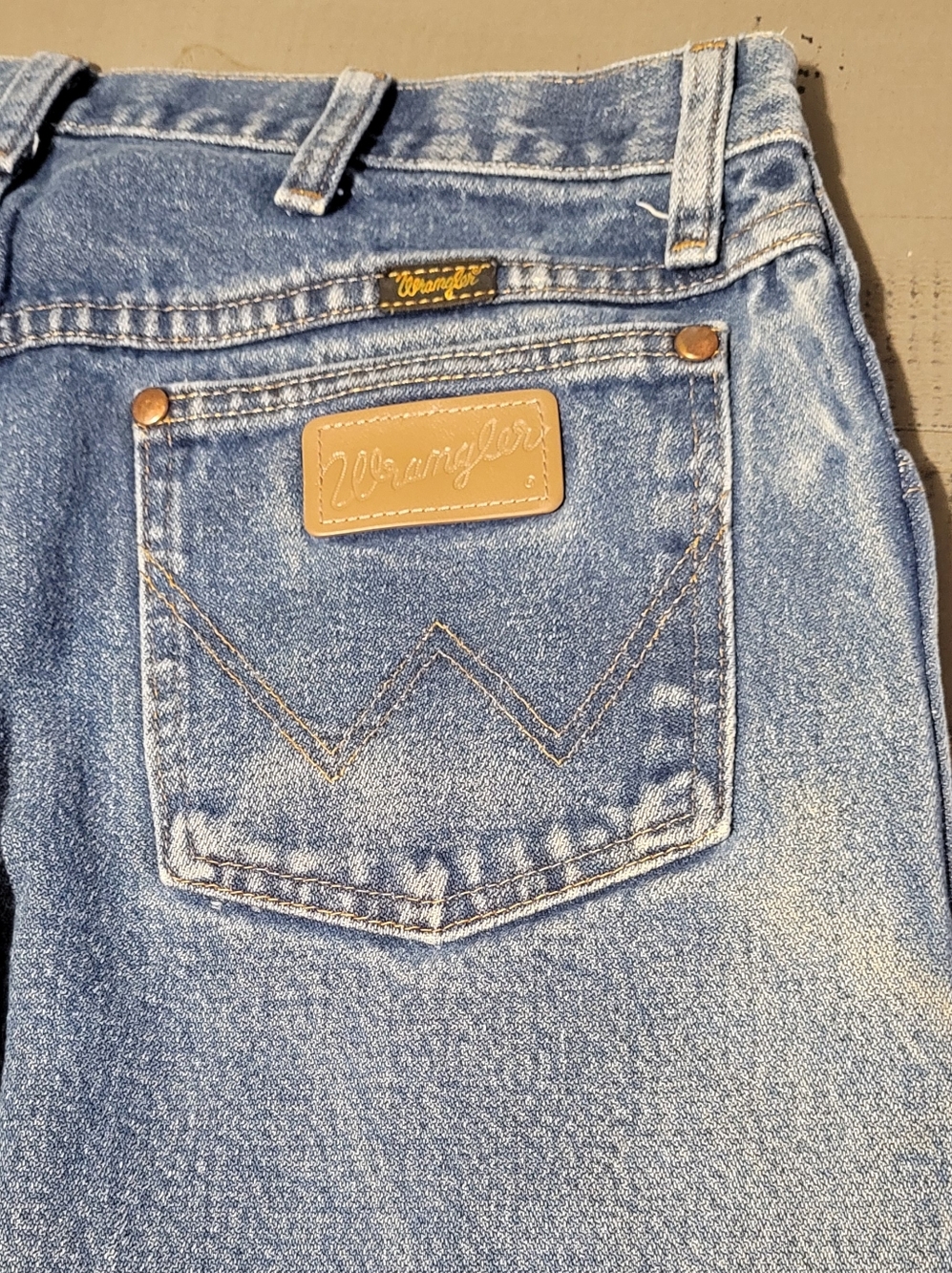 Men's Wrangler Jeans 33x32